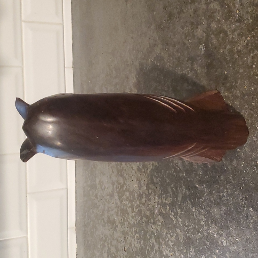 Solid Wood carved owl 8.5 inches tall. - Picture 4 of 4